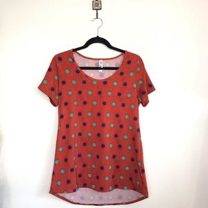 LULAROE polka dot flowy top✨